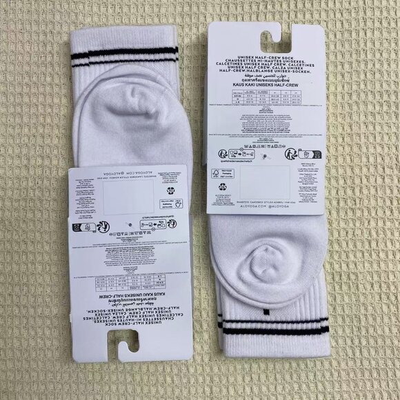 Alo Yoga Unisex Throwback Sock | Retro Stripe Socks | 2 Packs - Picture 2 of 4